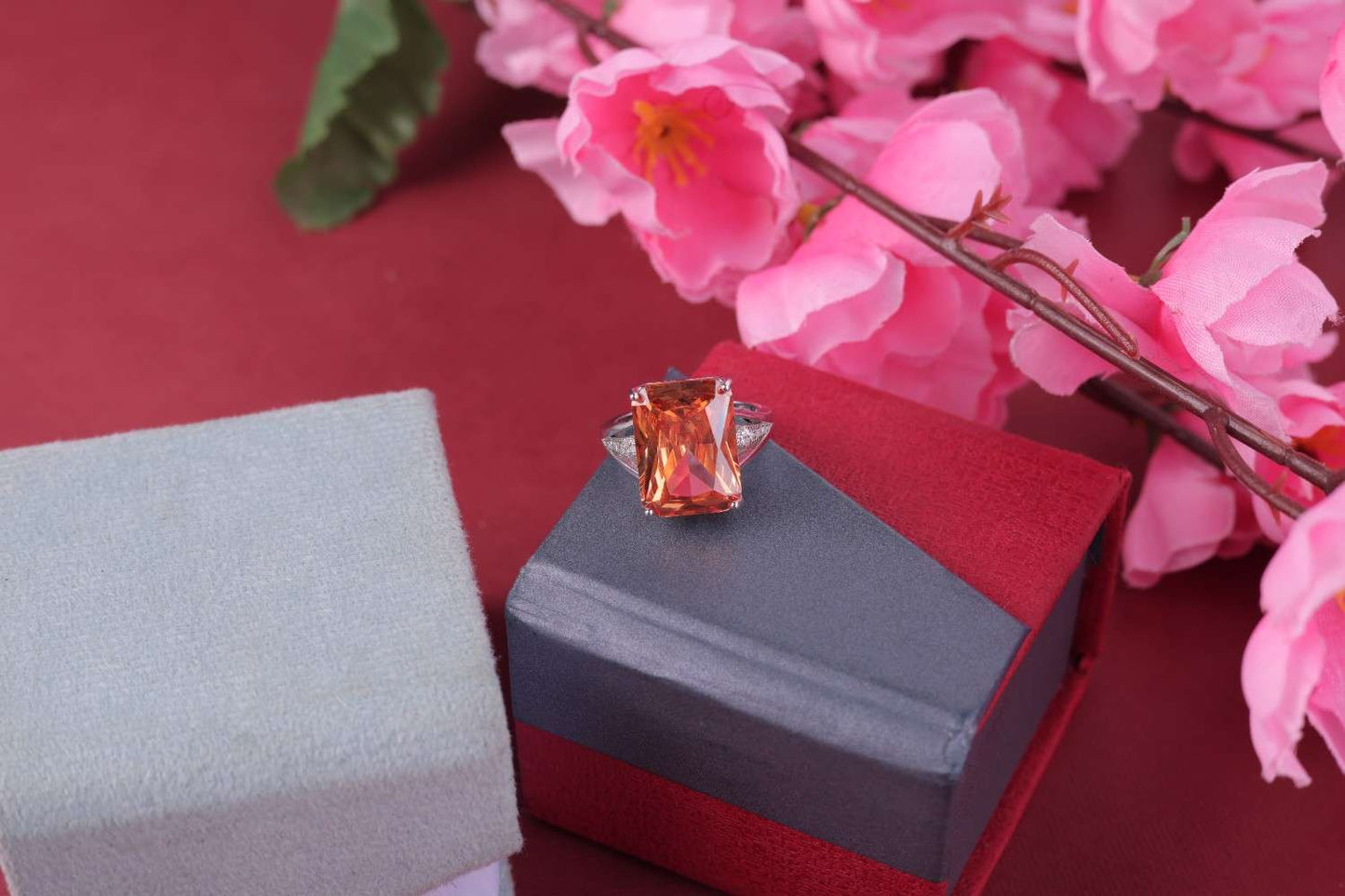 β¨ 925 Sterling Silver Ring π with Radiant Orange Stone πΆ β Elegant Statement Jewelry