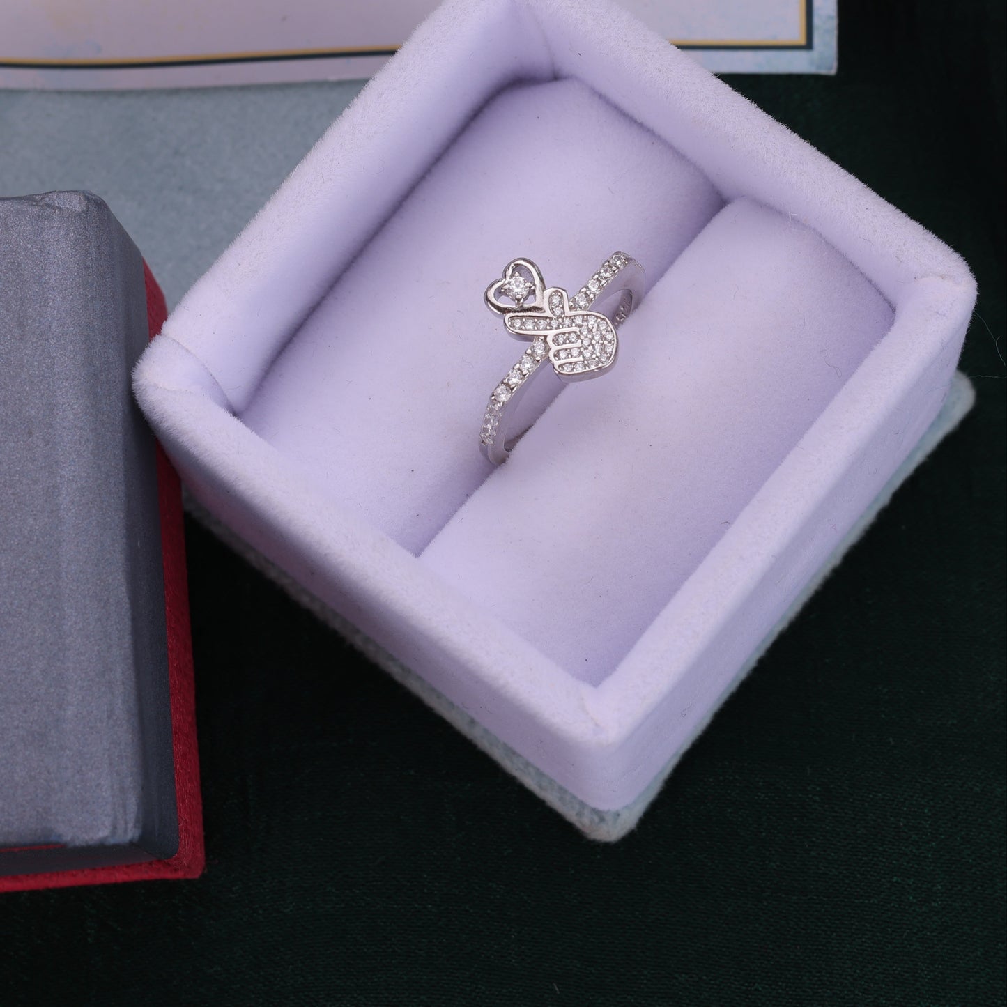 β¨ 925 Sterling Silver Love Gesture Ring | Finger Heart with Sparkling Accents π