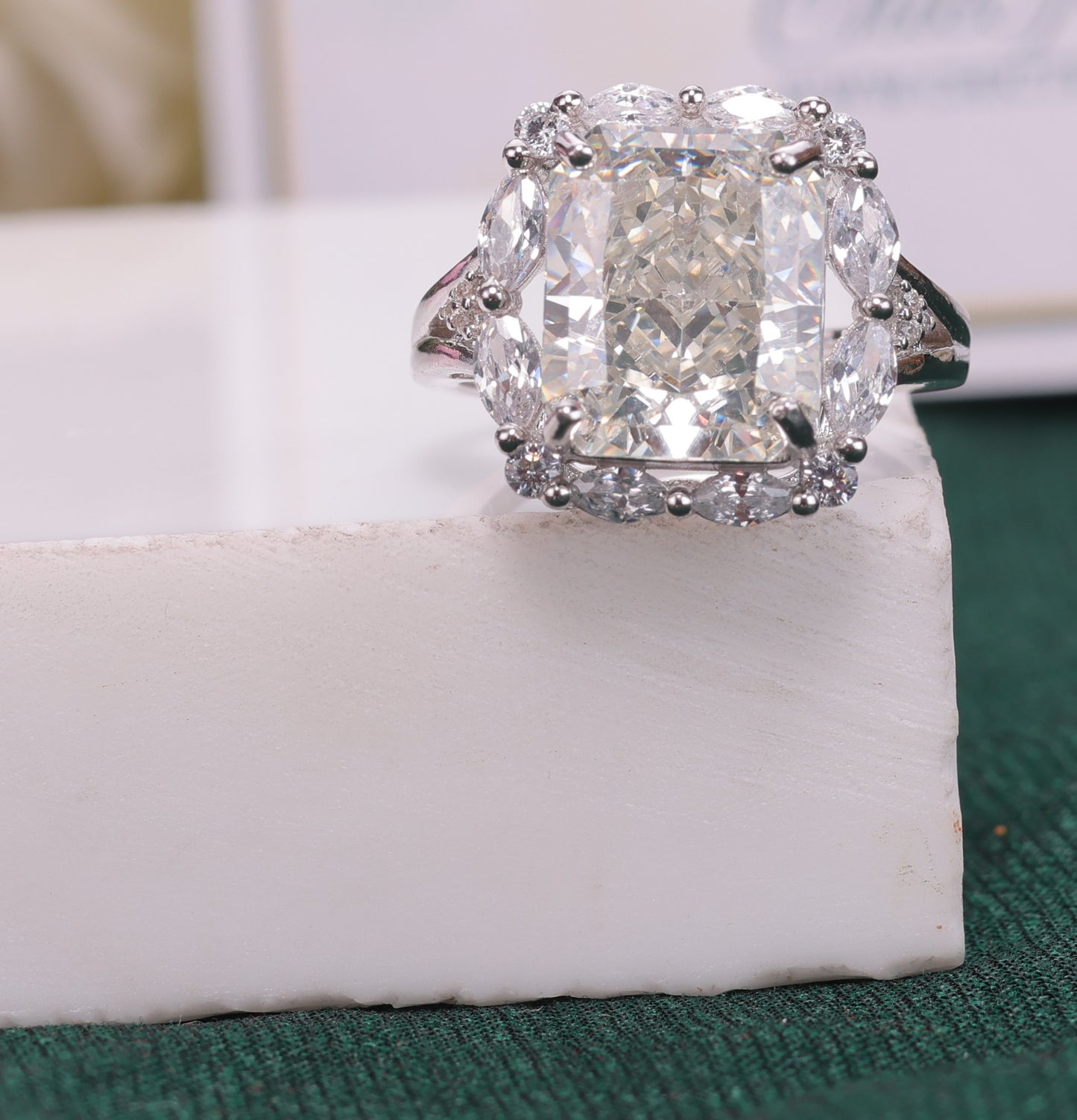 β¨ 925 Sterling Silver Radiant Cut Ring | Luxury Sparkle Statement Jewelry π