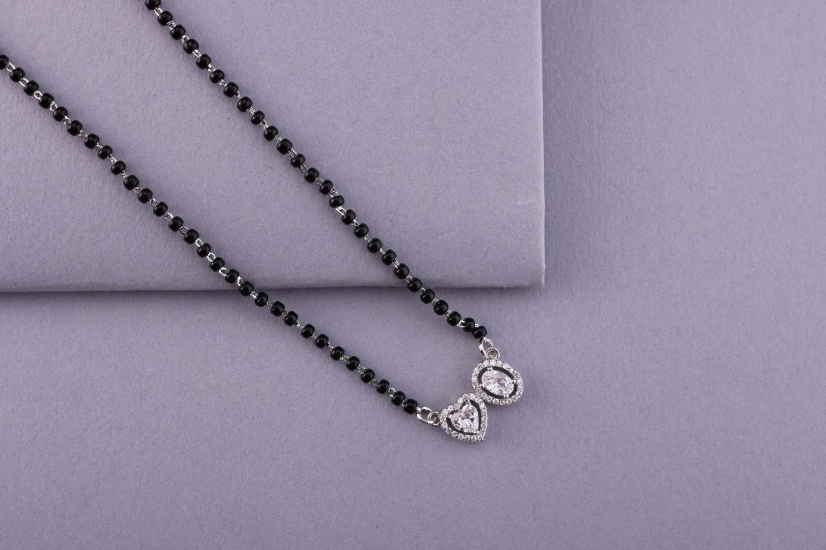 💖💍 925 Silver Elegant Mangalsutra with Heart ❤️ & Oval 💎 CZ Pendant | 🖤 Timeless Jewelry for Women