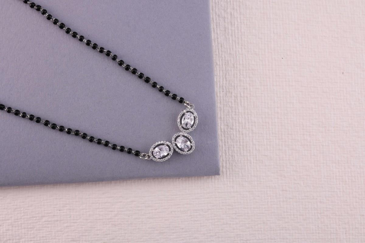 💍✨ 925 Sterling Silver Oval Triple Pendant Mangalsutra – 🔹💎 Sparkling CZ Halo Design with 🖤 Black Bead Chain for Women | 🌸 Elegant Daily & Festive Jewelry