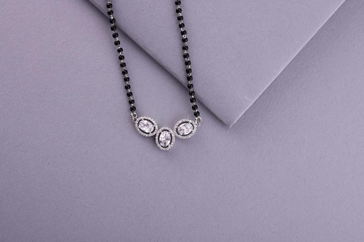 💍✨ 925 Sterling Silver Oval Triple Pendant Mangalsutra – 🔹💎 Sparkling CZ Halo Design with 🖤 Black Bead Chain for Women | 🌸 Elegant Daily & Festive Jewelry