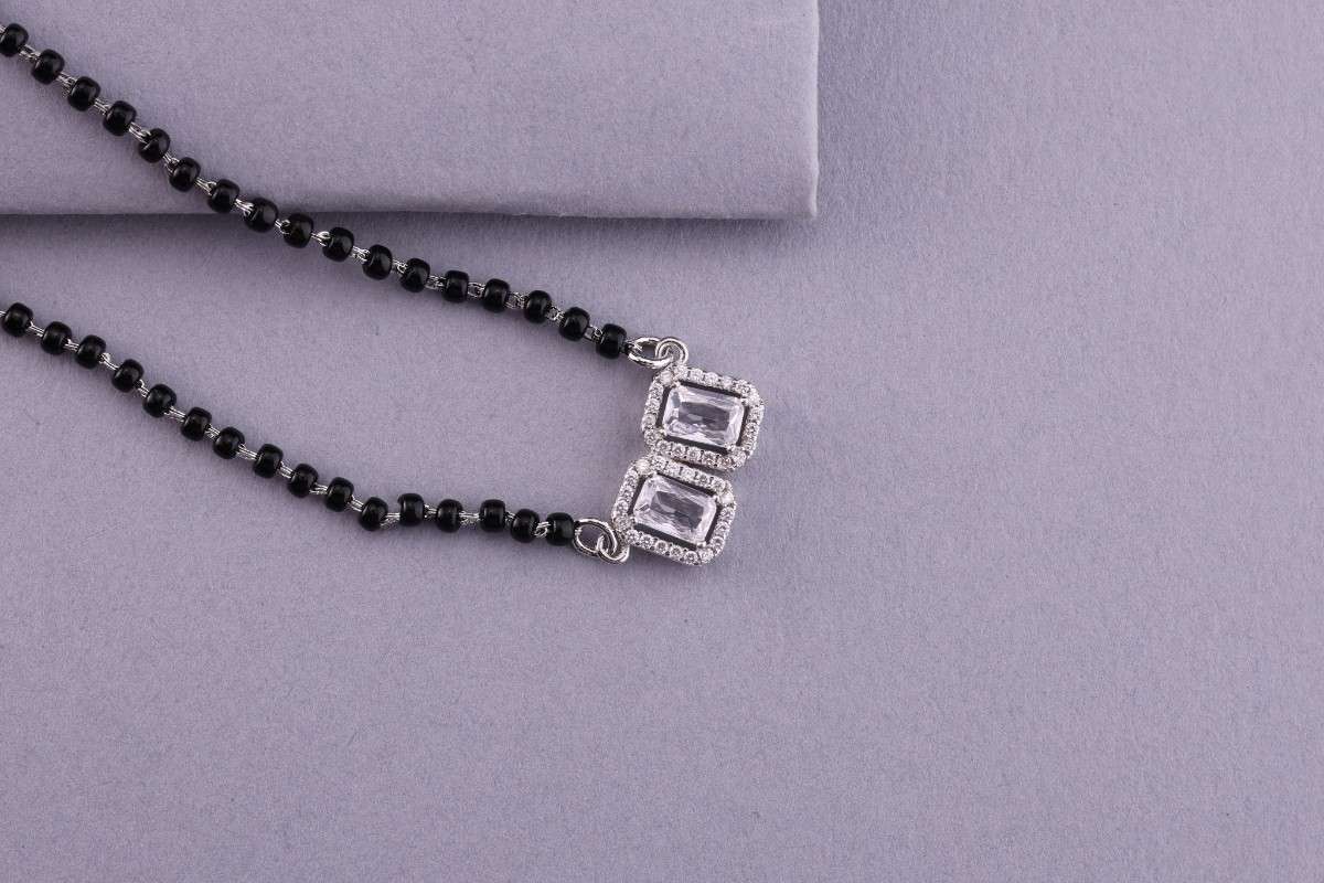 💎💍 925 Sterling Silver Dual Emerald-Cut CZ Pendant Mangalsutra – ✨ Elegant Halo Design with 🖤 Black Bead Chain | 🌸 Minimalist Ethnic Jewelry for Women