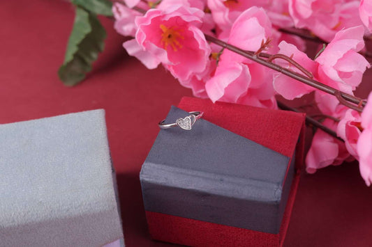 💍 925 Sterling Silver Heart Ring ❤️ Dainty CZ Design – Romantic Gift for Her