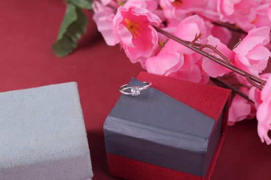 ✨ 925 Sterling Silver Ring 💍 with Sparkling White Stone ✨ – Elegant Everyday Jewelry