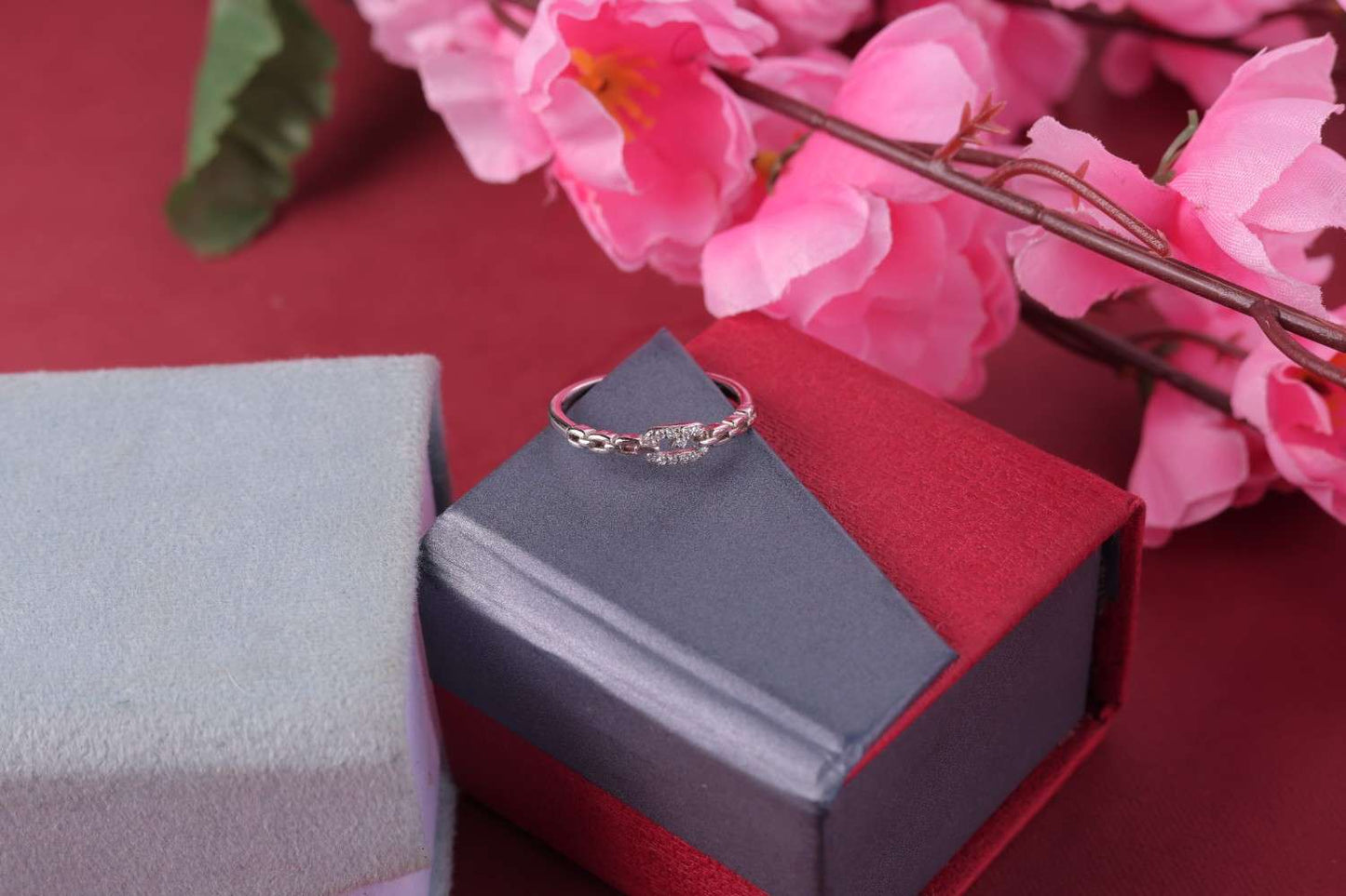 ✨ Stylish 925 Sterling Silver Ring with Sparkling Stone Design | Elegant Women’s Jewelry ✨