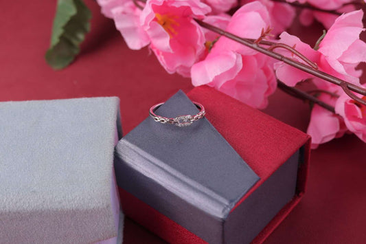 ✨ Stylish 925 Sterling Silver Ring with Sparkling Stone Design | Elegant Women’s Jewelry ✨