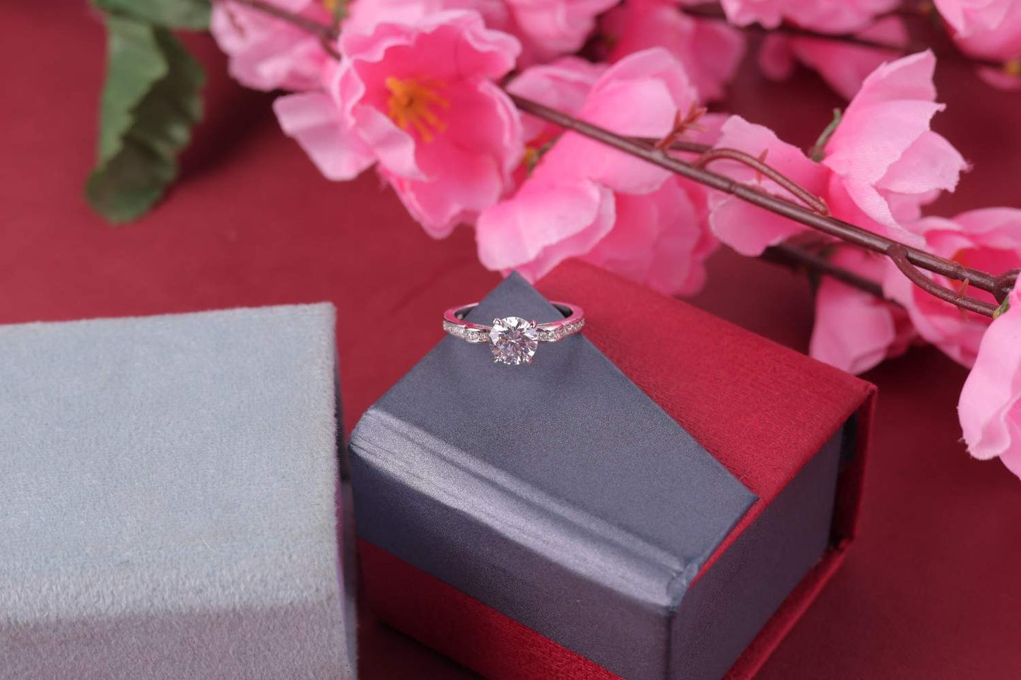 ✨ 925 Sterling Silver Solitaire Ring 💍🌟 with Brilliant Round White Stone – Elegant Women’s Jewelry