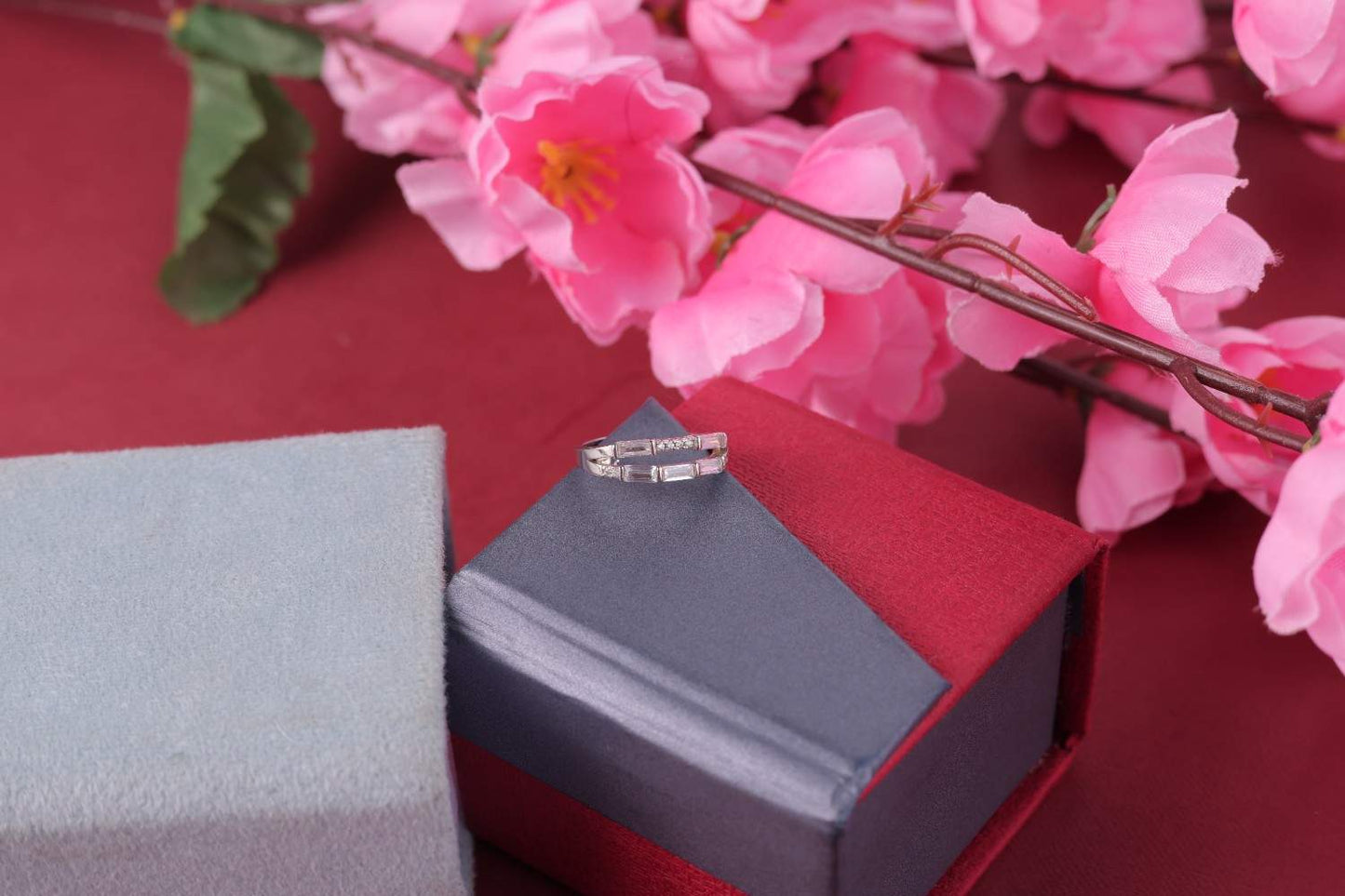 🌟925 Sterling Silver Geometric Band Ring | Modern & Stylish Rectangular Stone Design 💍