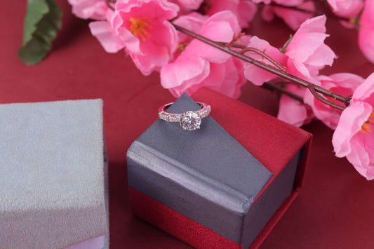 ✨ 925 Sterling Silver Solitaire Ring 💍 Elegant Round Cut Stone for Women