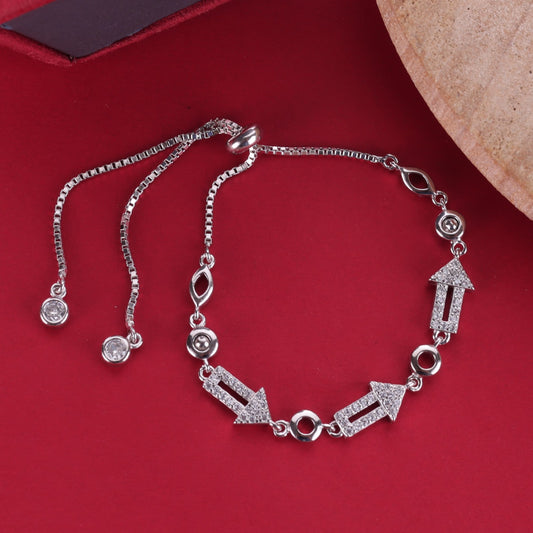 ✨ Elegant 925 Silver Bracelet with Geometric Charm ✨