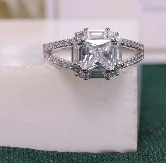 💍🌸 925 Sterling Silver Princess Cut Three-Stone Ring | Timeless Elegance