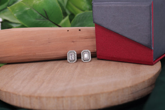 🏷️ 925 Sterling Silver Emerald-Cut Cubic Zirconia Stud Earrings – Classic & Elegant Jewelry