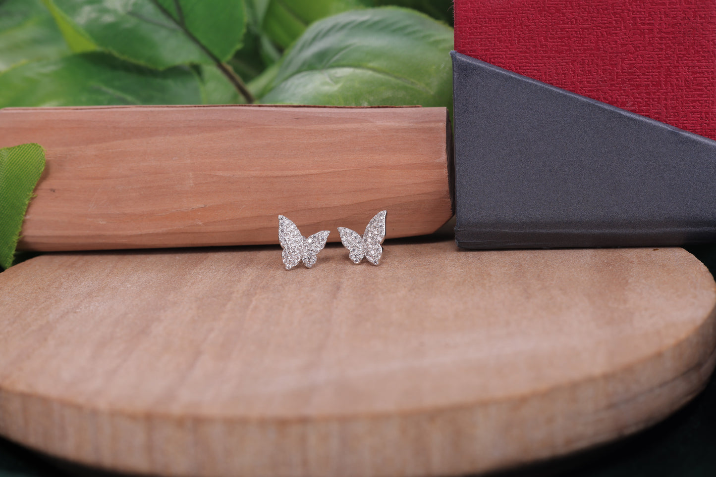 🏷️ 925 Sterling Silver Butterfly Cubic Zirconia Stud Earrings – Stylish Everyday Jewelry