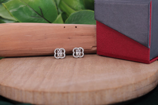🏷️ 925 Sterling Silver Square Floral Cubic Zirconia Stud Earrings – Elegant Everyday Jewelry 💖