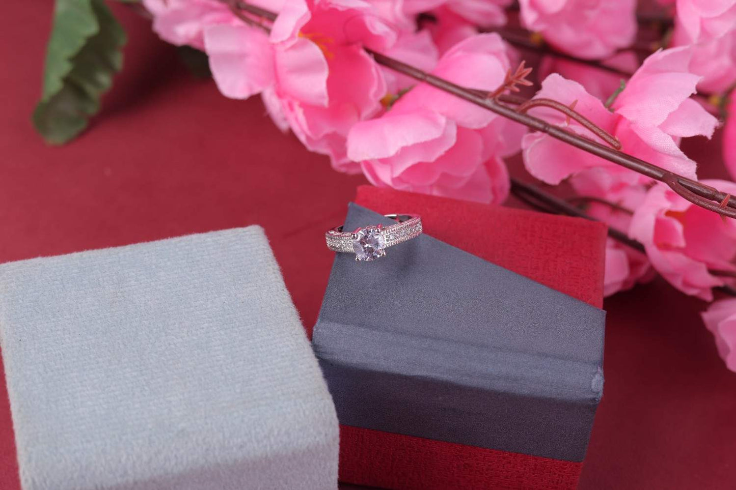 925 Sterling Silver Sparkling Multi-Stone Ring | Elegant Crystal Band 🌟💎🌸