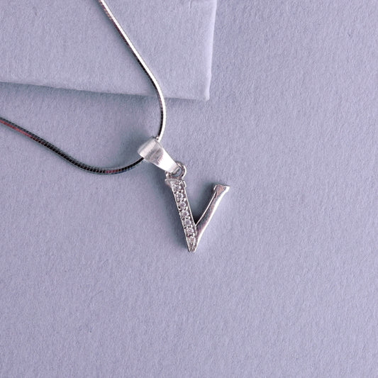 💎925 Sterling Silver "V" Alphabet Pendant Necklace for Women | Minimalist Silver Chain with Zircon Accents | Elegant Daily Wear Jewelry